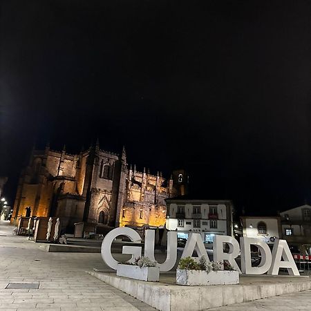 Serrano T1 Centro Da Cidade グアルダ エクステリア 写真